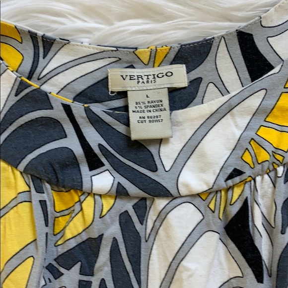 Casual Vértigo Dress - Picture 5 of 7